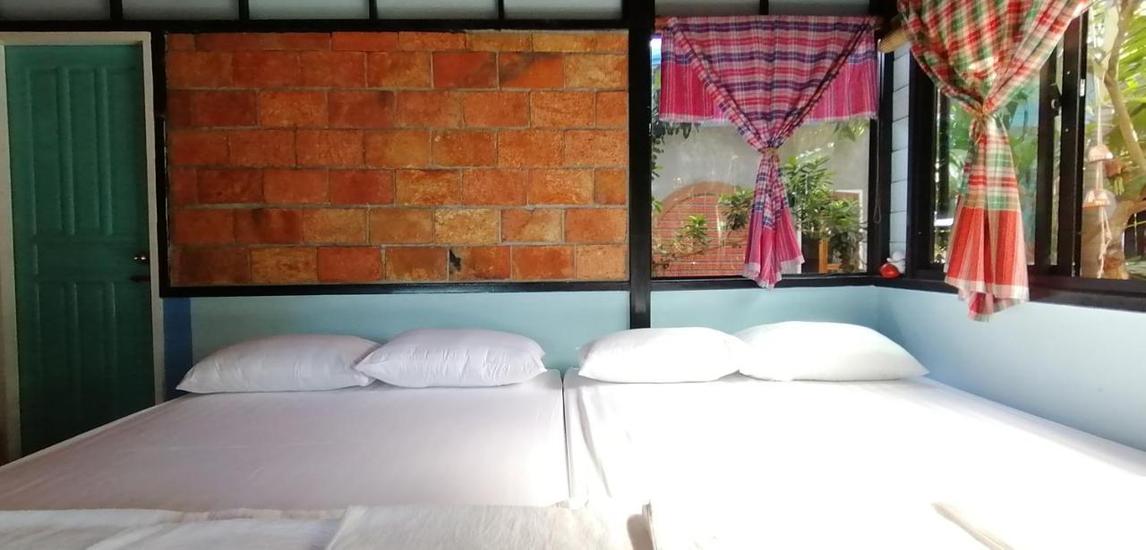 Sun Smile Hostel Ubon Ratchathani Exterior foto