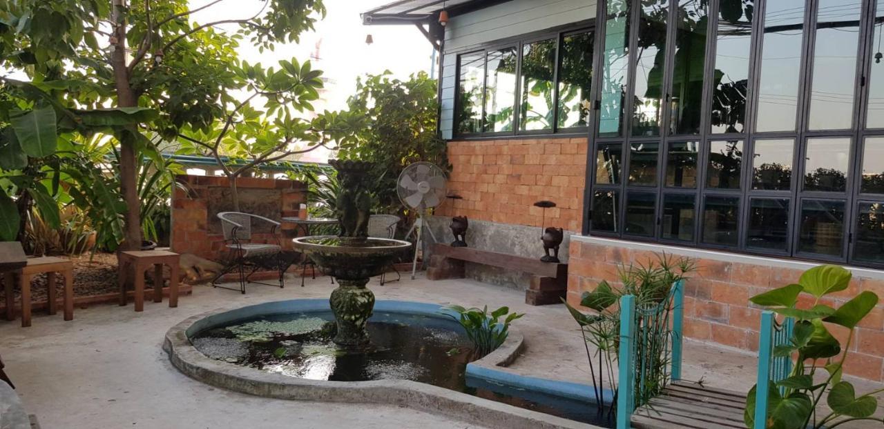 Sun Smile Hostel Ubon Ratchathani Exterior foto
