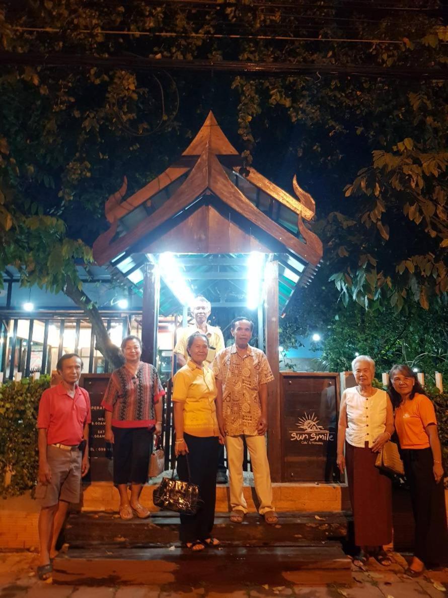Sun Smile Hostel Ubon Ratchathani Exterior foto